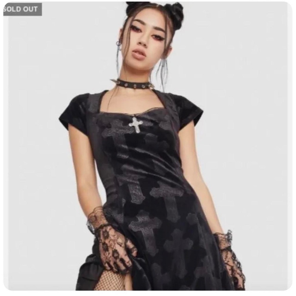 ModCloth Dangerfield Black velvet Chaotic Chapel Dress 12